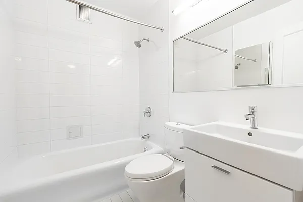 Rented by Stonehenge NYC LLC | media 6