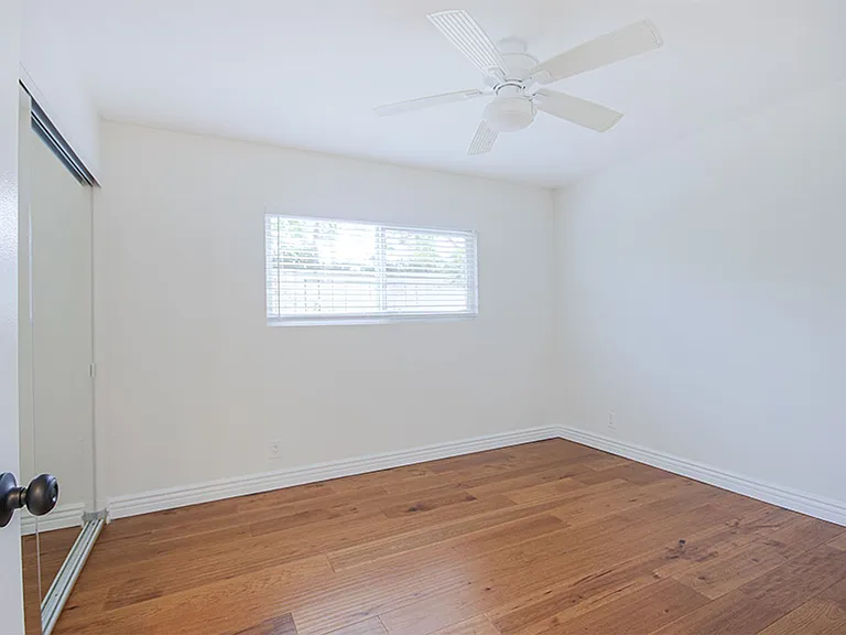 121 Lisa Ln — Photo 19