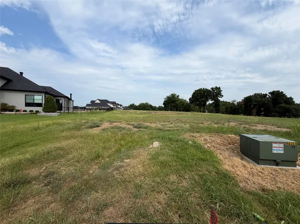 310 N 82nd Ct, Broken Arrow, OK 74014