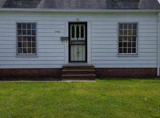 21500 Gardenview Dr, Maple Heights, OH