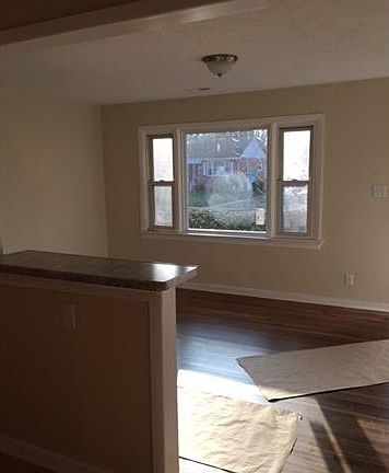 4th image of 3601 Griffin Ave