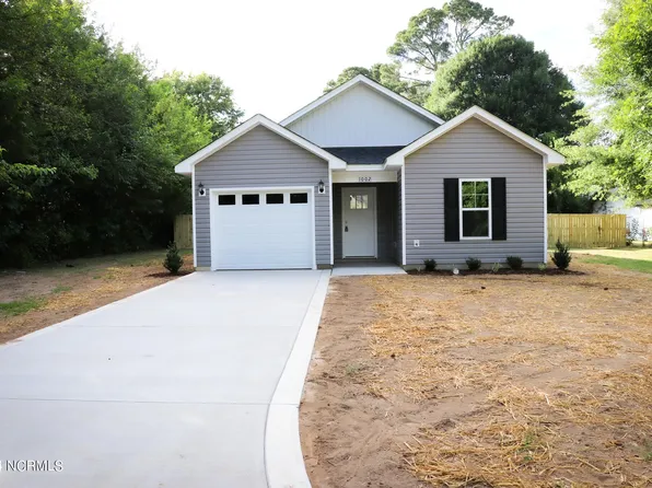 1002 Powers Street, Clinton, NC 28328