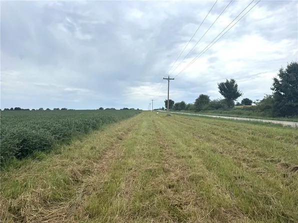 V Hwy, Gallatin, MO 64640