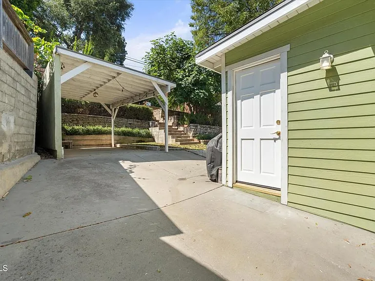 6224 Springvale Dr — Photo 14