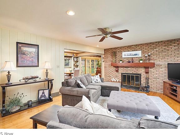 5th image of 4493 Larkspur Ln S