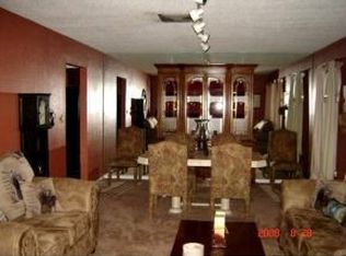 10625 Vista Lomas Dr, El Paso, TX 79935