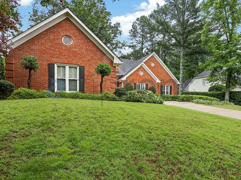 155 Ludwell Ct — Photo 3