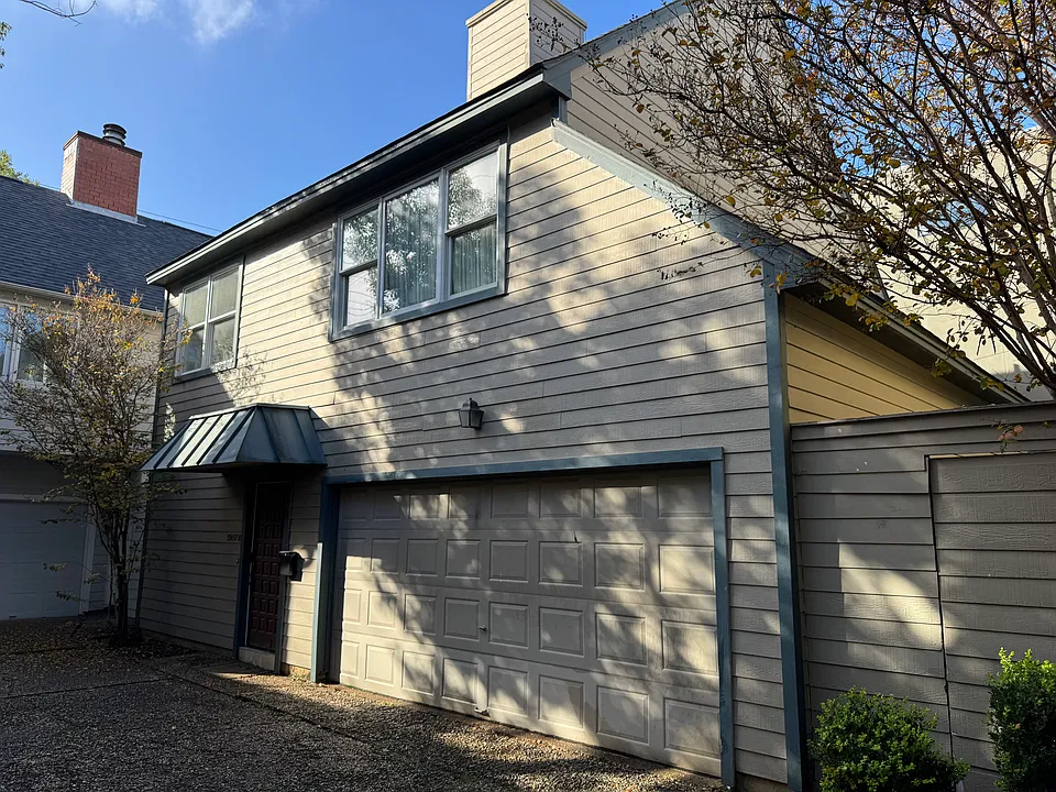 This free-standing townhome is located at the intersections of Upper Kirby, Montrose, and Southhampton.