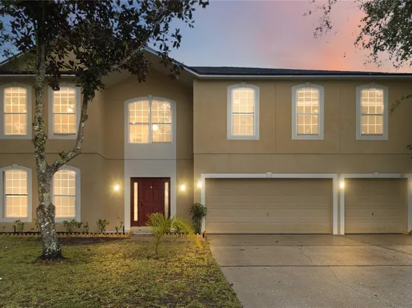 121 Festive Ct, Chuluota, FL 32766