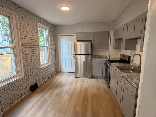 537 Elliger St, Allentown, PA 18102