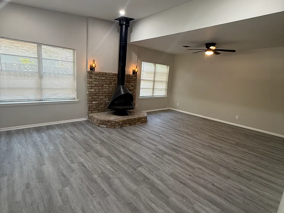 1514 Camellia Dr