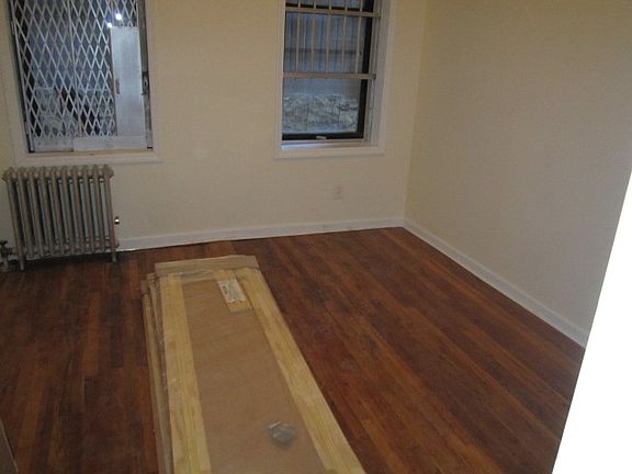 2nd image of 2915 Frederick Douglass Blvd APT 1D