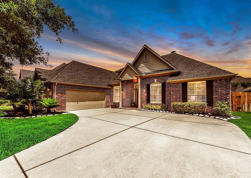 1st image of 22406 Bridgehaven Dr