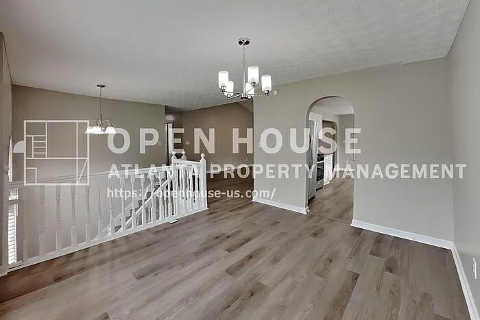 170 Sterling Dr — Photo 22