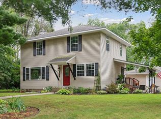 12061 Noon Dr, Dayton, MN 55327