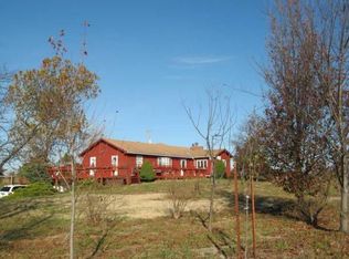 39338 Lone Star Rd, Fontana, KS 66026