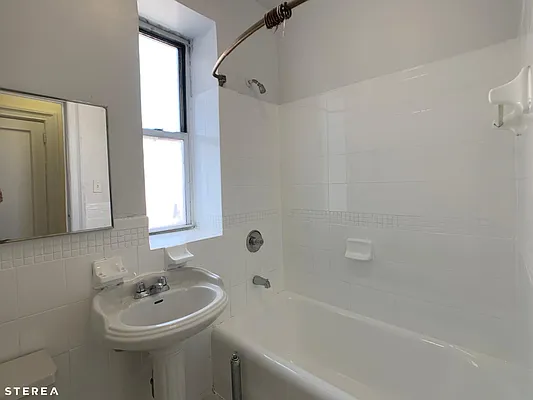 Rented by Sterea Agency | media 14