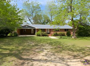 868 Mac Thompson Rd, Cochran, GA 31014