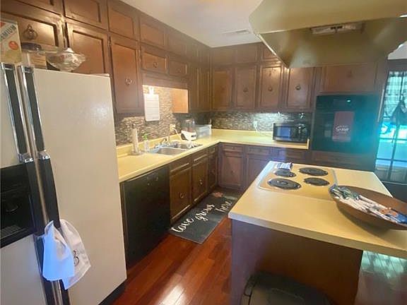 4th image of 1285 Misty Ln