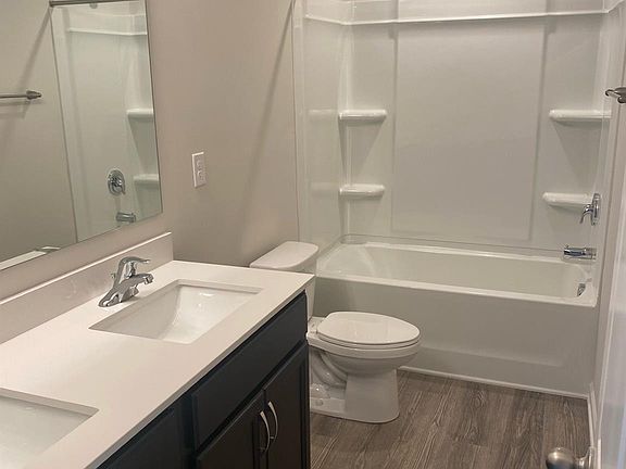 5th image of 13429 Circle Dr