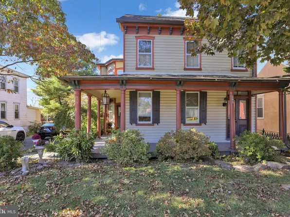 975 Gravel Pike, Palm, PA 18070