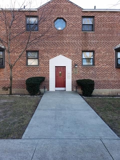 1st image of 82-04 155th Ave #68