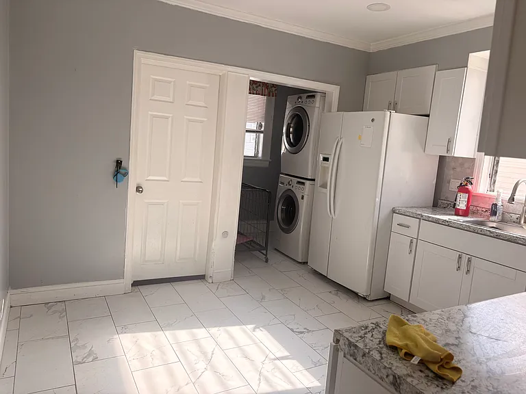 130 N 15th St #2 — Photo 6