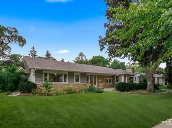 1211 James St, Geneva, IL 60134