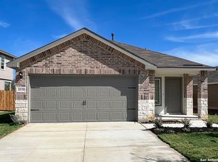 15530 Clove Spice Way, Von Ormy, TX 78073