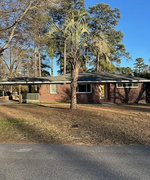 1212 Deerwood St — Photo 1