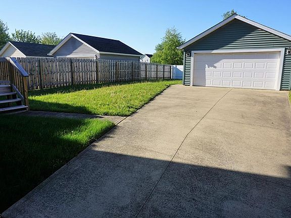 2nd image of 3645 Community College Ave