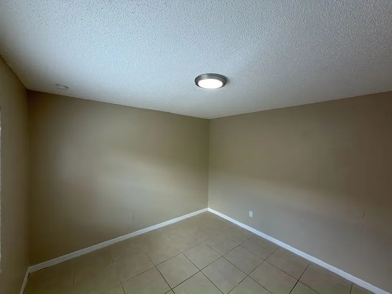 2 bed, 1.0 bath, $1,490 — Photo 4