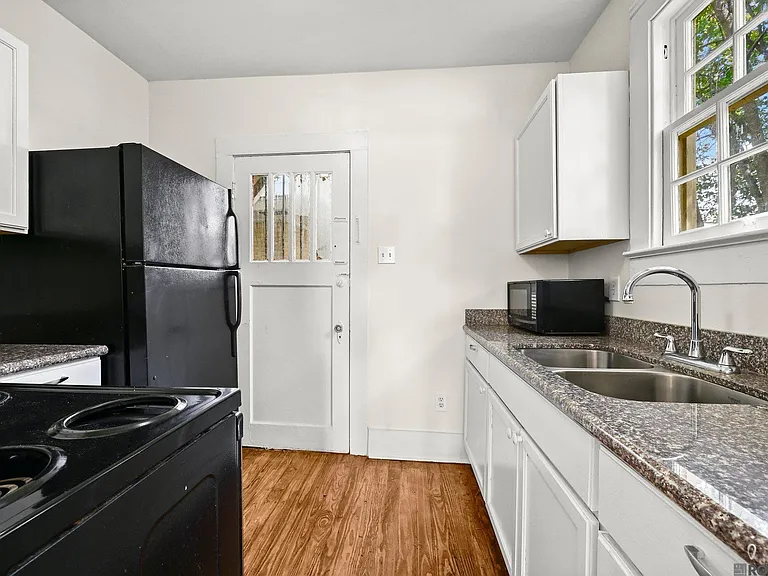 3243 Ivanhoe St #A — Photo 6