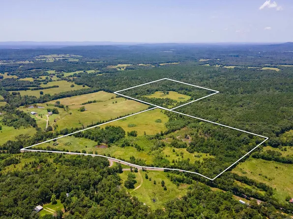 376 Whippoorwill Rd, Story, AR 71970