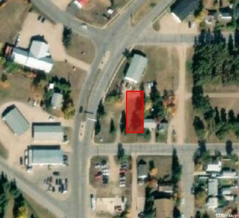 2nd image of 805 7th AVENUE W