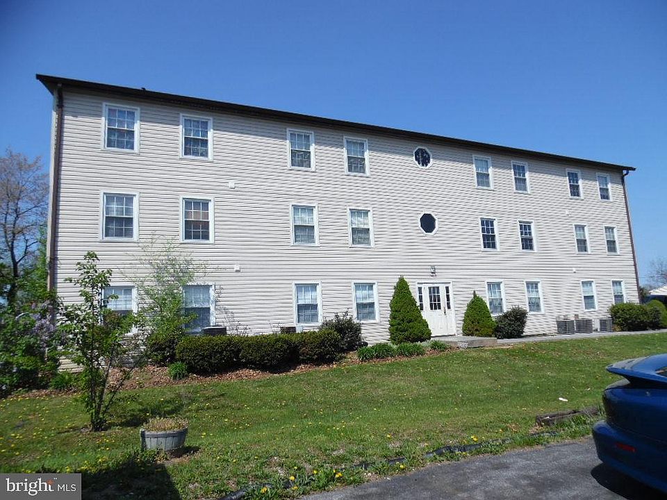 1st image of 1416 N Shenandoah Ave Front 3