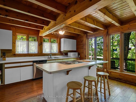 5th image of 47 Cathedral Pines Rd
