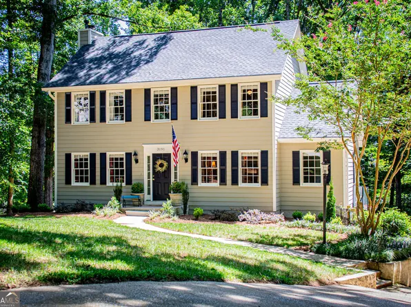 3191 Cedardale Dr, Douglasville, GA 30135