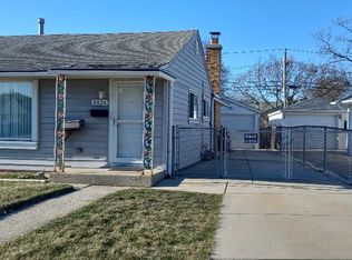8826 S Kildare Ave, Hometown, IL 60456