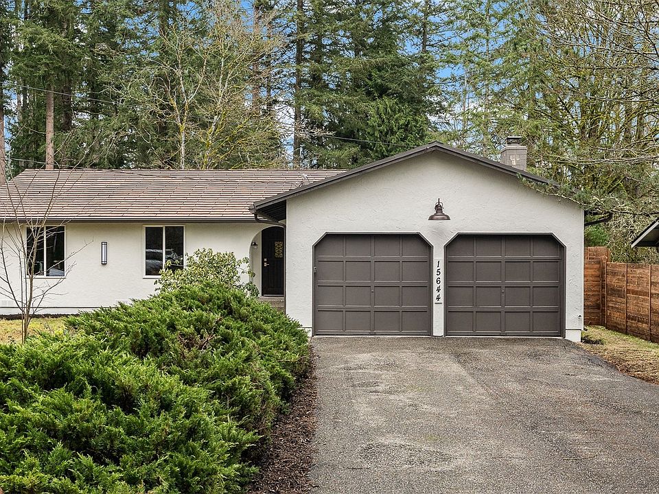 1st image of 15644 185th Avenue NE