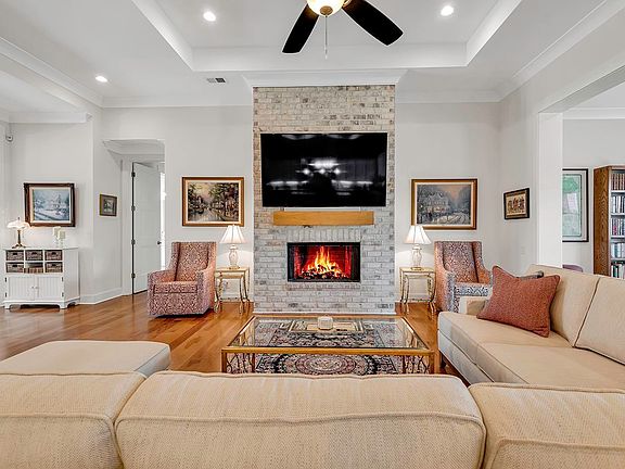 4th image of 6945 Belancino Blvd.