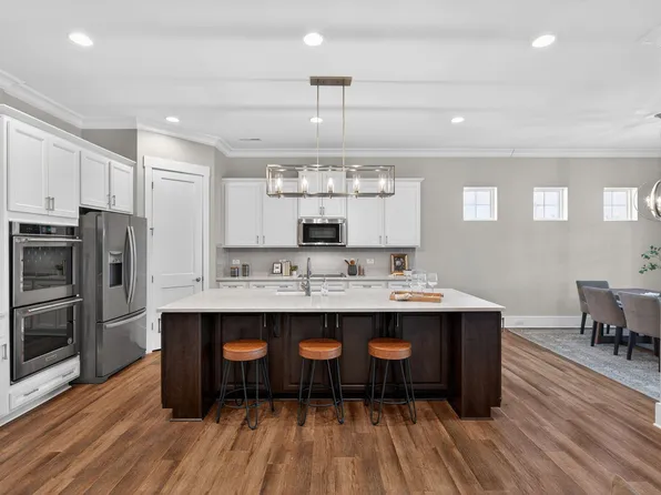 1156 Hodgson Ln, Fuquay Varina, NC 27526