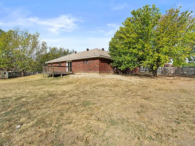 180 County Road 4933 — Photo 24