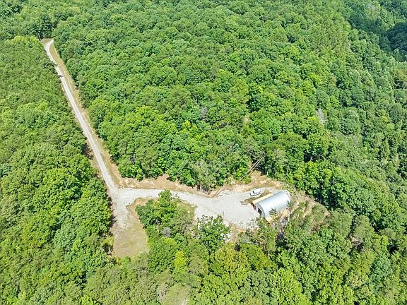 3rd image of 693 Stone Creek Trl