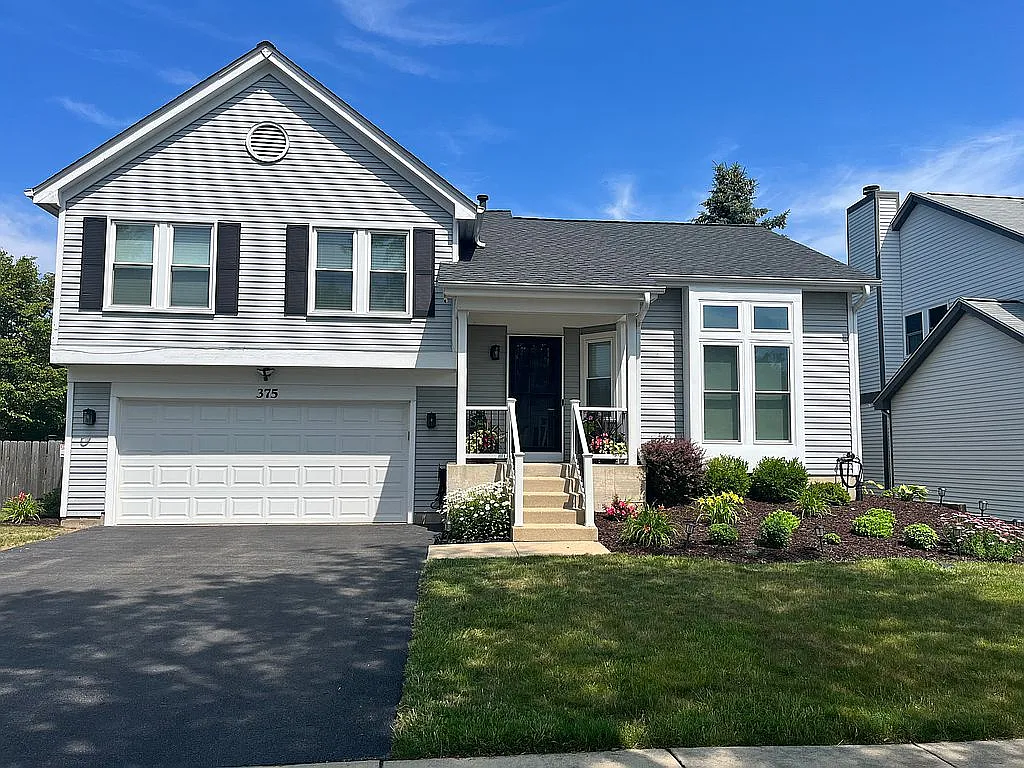 375 Meadow Lakes Blvd photo 1