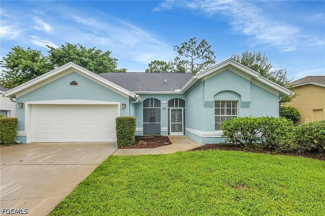 3 bed, 2.0 bath, 1944 sqft, $2,950 — Photo 1