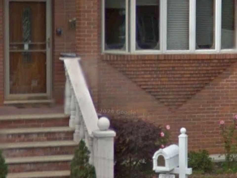 1st image of 58AV E 256th St #256