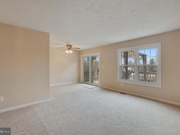 4th image of 4796 Mid Lynn Ct