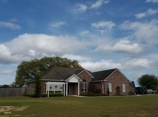 5300 Remington Rd, Moss Point, MS 39562