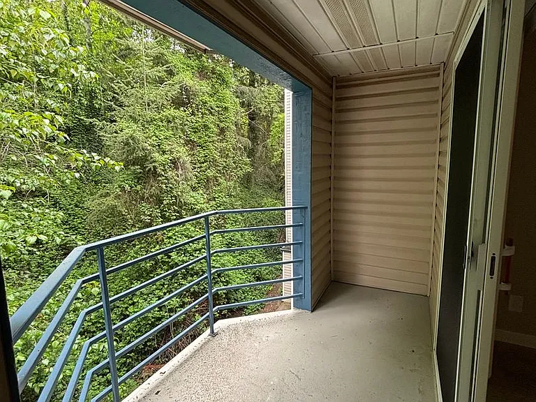 City View Apartments in West Seattle — Photo 70